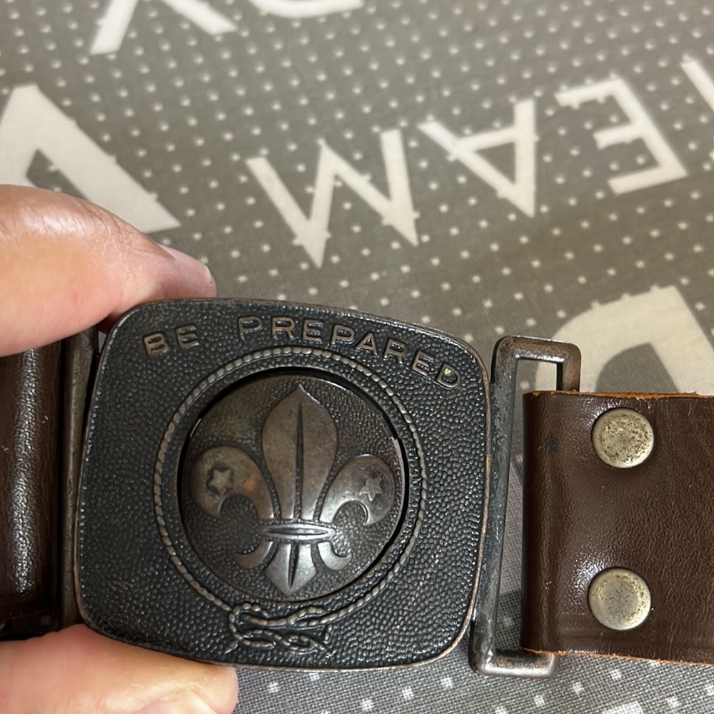 🌟HOST PICK🌟Vintage Boy Scouts leather belt - Picture 12 of 12